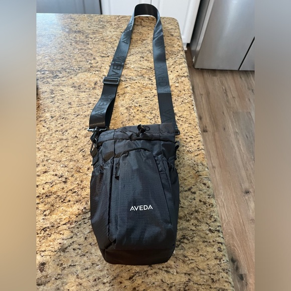 AVEDA Accessories - Aveda Water Bottle Bag